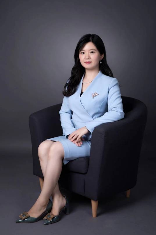 康欣（北京德和衡（上海）律师事务所高级权益合伙人）