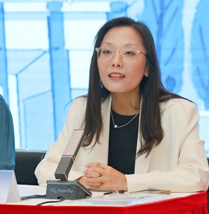 朱佳（复旦大学新闻学院党委副书记）