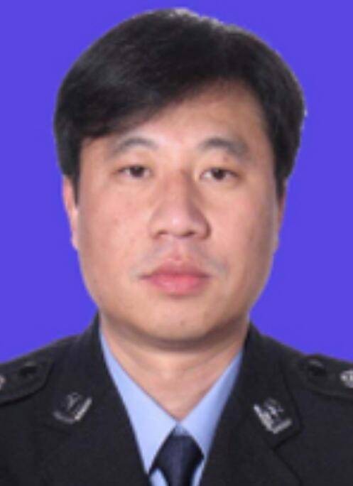 李永成（黑龙江省齐齐哈尔市依安县政府党组成员、副县长、公安局局长、四级高级警长）