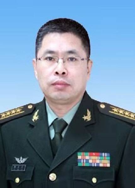 李森林（广东省茂名市委常委、茂名军分区党委书记、大校政治委员）