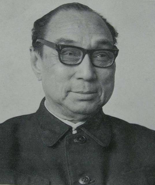 吕品（山东艺术学院教授、水彩画家）