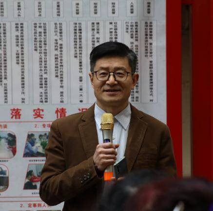 张朝晖（西南大学马克思主义学院教授）