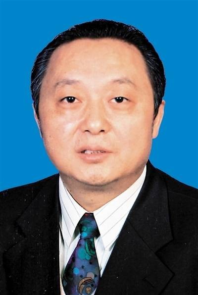 王宾（四川省内江市人大常委会原党组书记、主任）