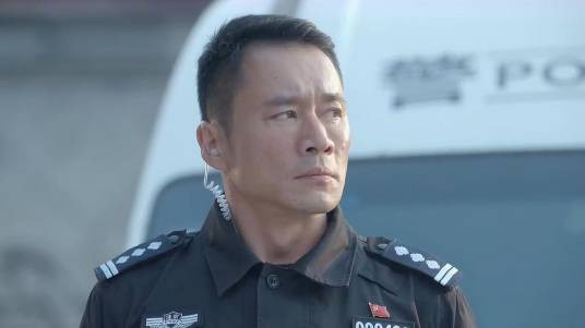 唐磊（电视剧《警花与警犬》中警犬队长）