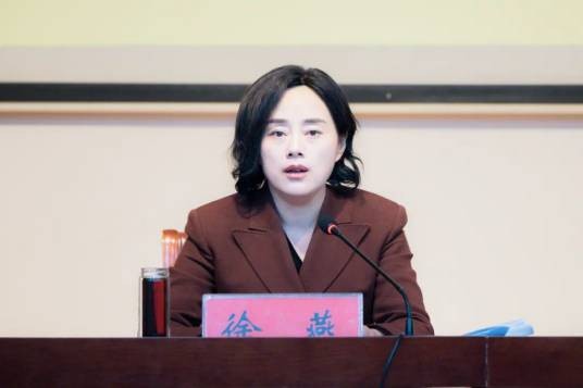 徐燕（镇江市润州区委书记）