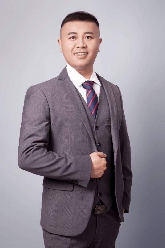 许晓东(华通智讯(北京)科技有限公司董事会主席、首席执行官)