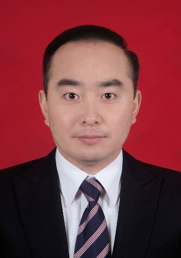 胡泓恬