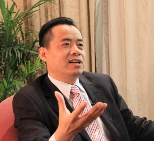 张鸿雁（美国国际投资总会艺术院长）