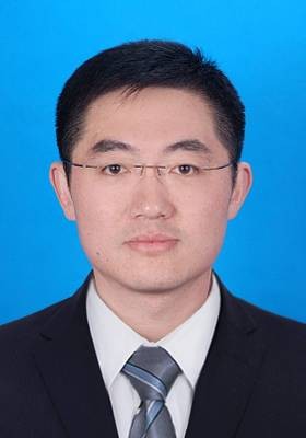徐冰（江苏省连云港市东海县政府原党组副书记、副县长）