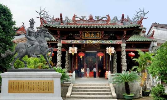 冼太庙（广东省茂名市高州市曹江镇关堂冼太庙）