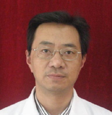 马洪（贵州医科大学口腔医学院党委副书记、院长）
