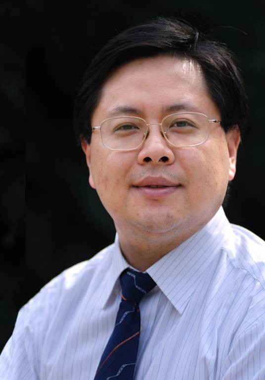 徐晨（深圳大学原副校长）