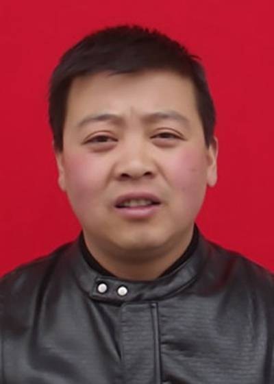 雷振东(陕西省宝鸡市凤县东鑫农工商贸有限公司经理)