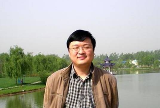 江涛(中国中央财经大学副教授)