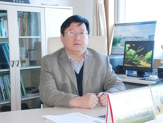 董建国（内蒙古清谷新禾公司董事长）