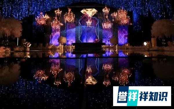 超级富豪隐秘生活庄园、私人飞机、派对,奢靡疯狂引发全球关注!