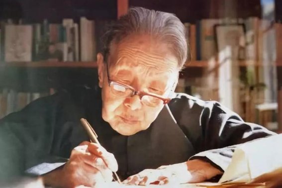 现代诗100首最短冰心的诗