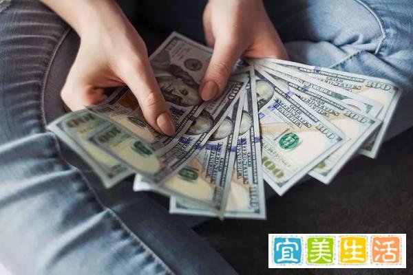 小情侣要分手，女方还1.4万元房贷要分一半房！法官这样判