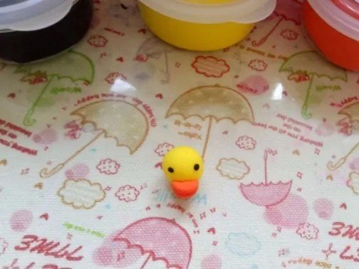 小鸭子怎么做手工