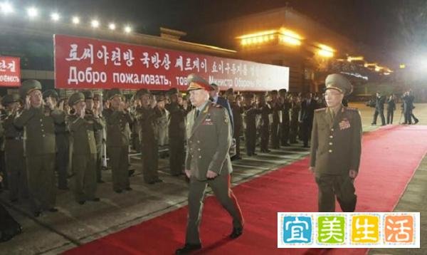 朝鲜给予俄罗斯国防部代表团“热烈欢迎”