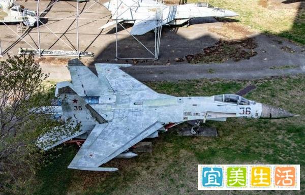 巴伦支海上空手术刀中的苏-27战斗机