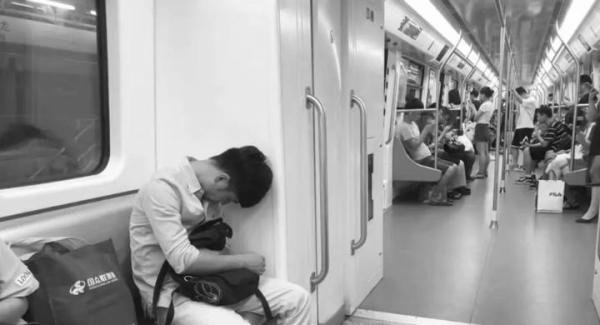 你如何看待深圳推行强制休假制度?