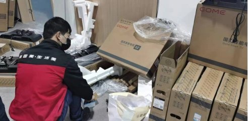 长春2名男子偷走方舱540多台电视,男子为何会这么做?