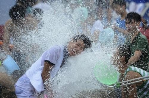 打水战和打水仗区别？