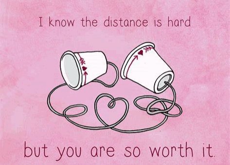 in the distance和at a distance的区别有哪些？
