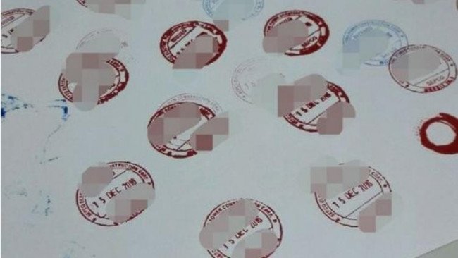 原子印章怎么加印油啊?