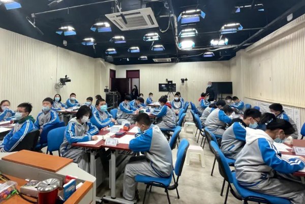 妍的正确读音