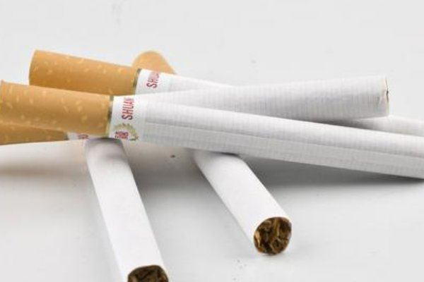黑色盒子的黄山香烟,是多少钱一包？
