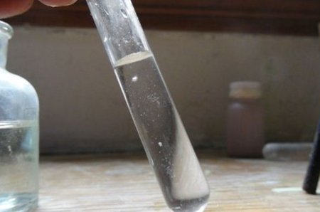 铝与盐酸反应的离子方程式
