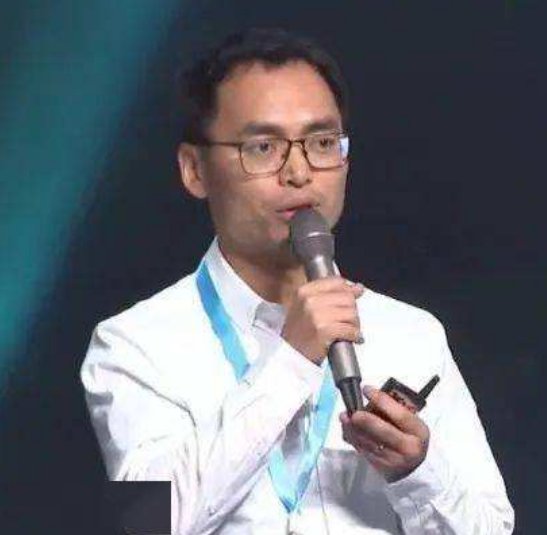 虎牙直播的董事长是谁人