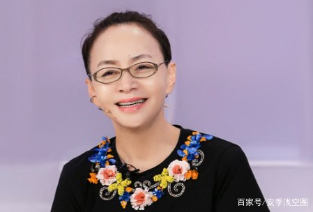 黄宏为啥被免职?
