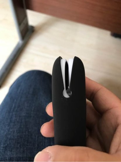 beats入耳式耳机的硅胶收纳盒怎么用