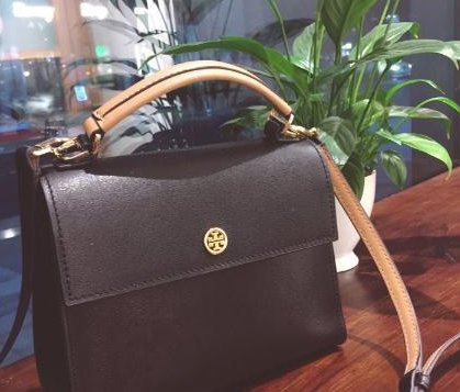 汤丽柏琦属于什么档次的包包？