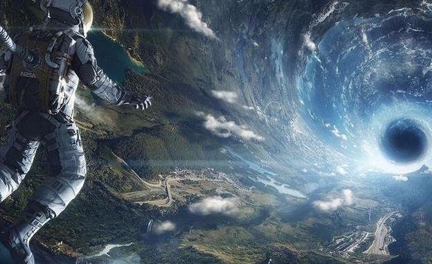 在《星际穿越》中,虫洞是谁制造的?