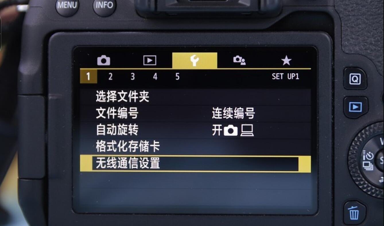 索尼相机怎么传照片到手机上？