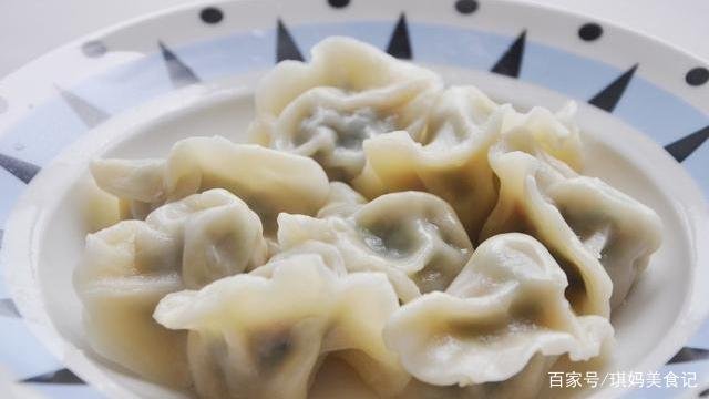 饺子皮用高筋粉还是低筋粉?