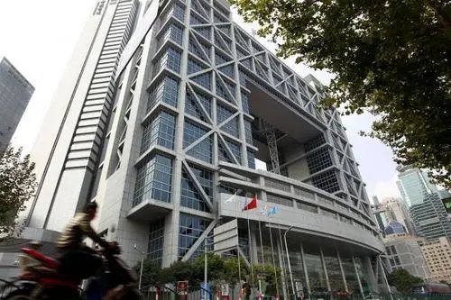 从各个方面来看,上证和深证的区别都有哪些?