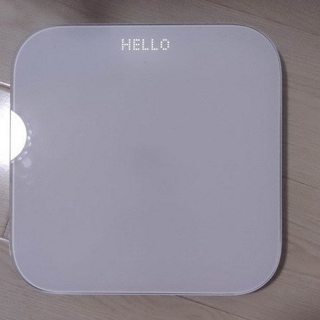 称体重的电子秤的电池怎么装