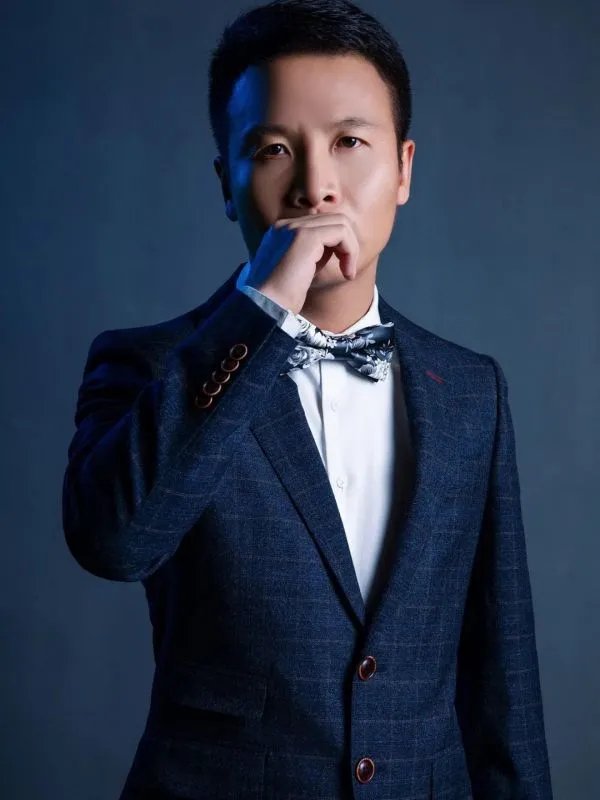 二龙湖浩哥之今生是兄弟谁演的?