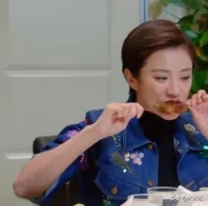伊一为什么接替朱丹?