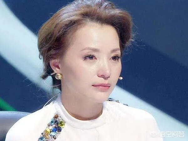 2019央视春晚主持人名单正式公布,11人的主持阵容出人预料,对此你怎么看?