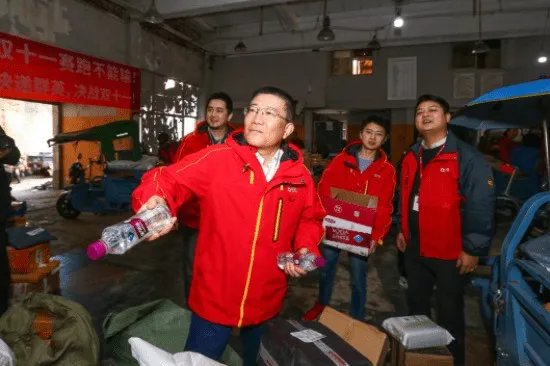 百世快递回应13吨包裹烧毁,快递烧毁都是怎么理赔的?
