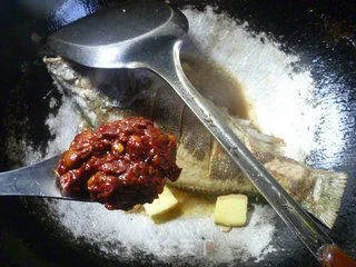 酸辣鲈鱼