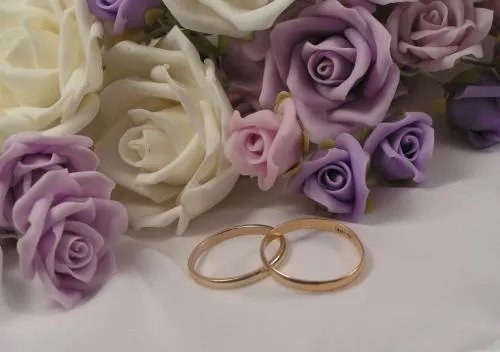 结婚十一年是什么婚 结婚十一年送什么礼物给老婆