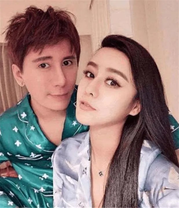 网红孕妇用8年整成范冰冰,丈夫整成李晨,他们的孩子长成啥样?