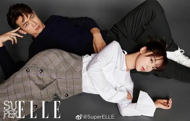 杨紫李现合体大片:佟年和韩商言这次的CP照很有气质